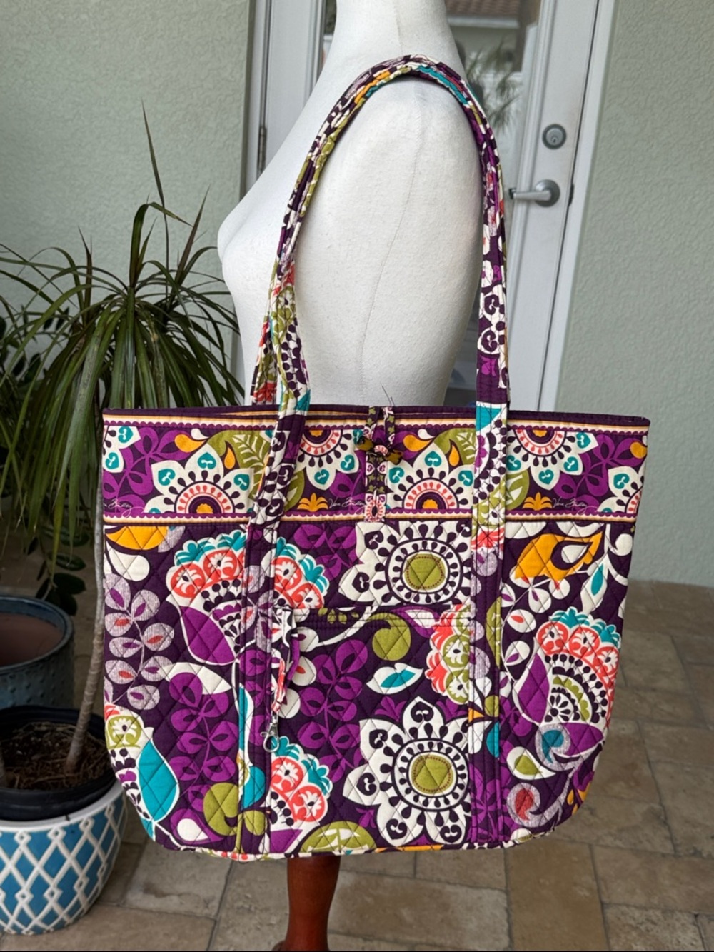 Vera Bradley new large "Vera" tote  in Plum Crazy
